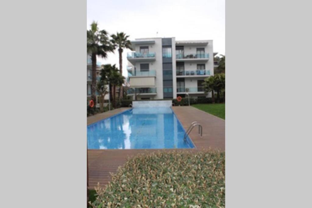 Apartamento Con Piscina Y Parking En Lloret De Mar Daire Dış mekan fotoğraf