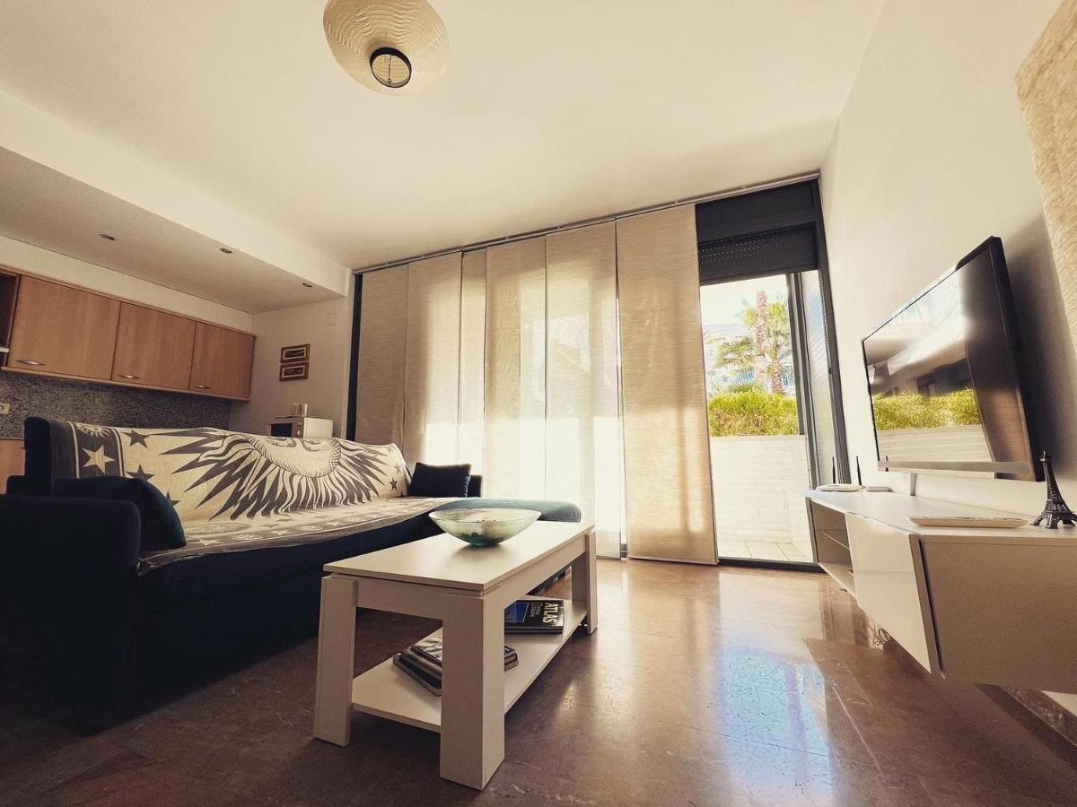 Apartamento Con Piscina Y Parking En Lloret De Mar Daire Dış mekan fotoğraf